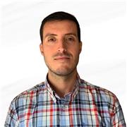 Maestro graduado en Primaria y con más de 5 años de experiencia docente en centro públicos y concertados. Atención a necesidades